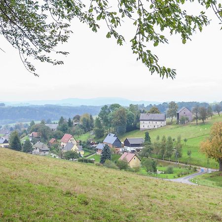 Charming Holiday Home In Hohnstein Ot Lohsdorf Esterno foto