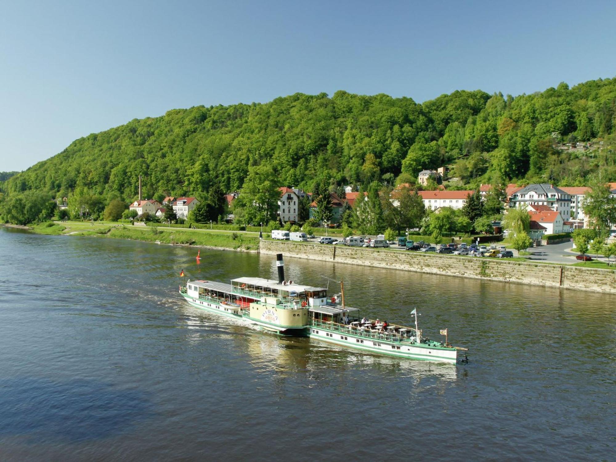 Charming Holiday Home In Hohnstein Ot Lohsdorf Esterno foto
