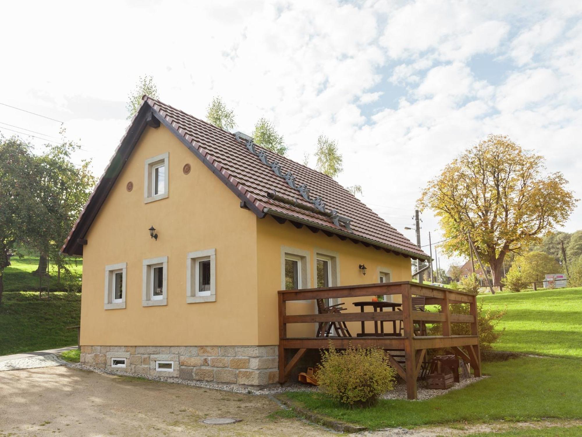 Charming Holiday Home In Hohnstein Ot Lohsdorf Esterno foto