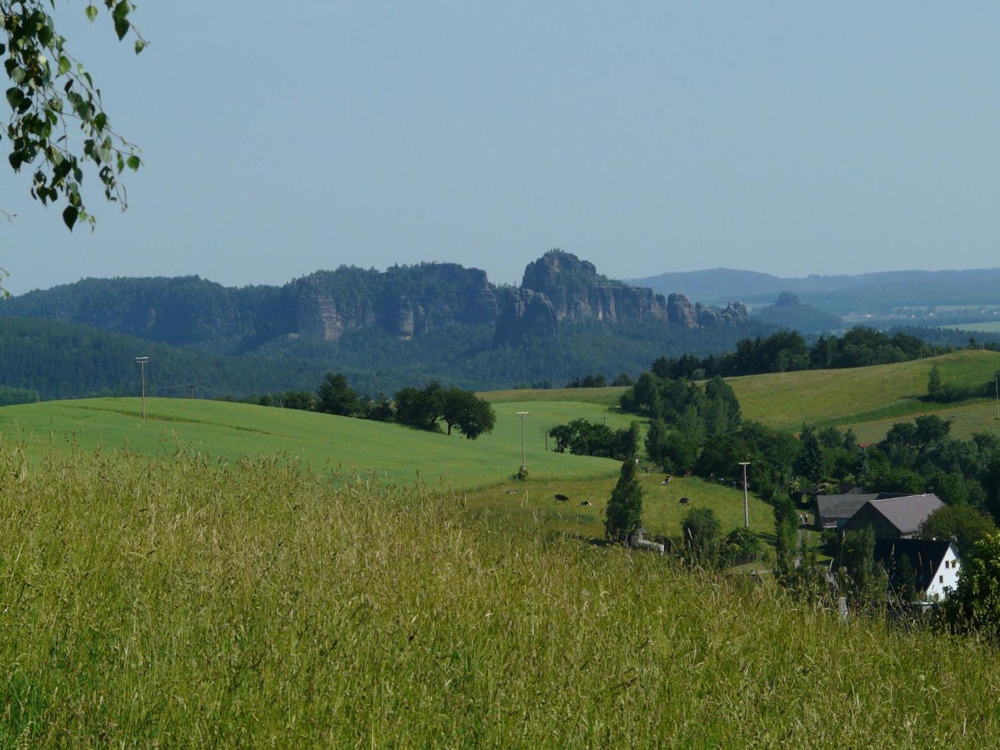 Charming Holiday Home In Hohnstein Ot Lohsdorf Esterno foto